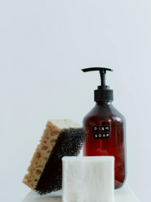 🧴 Qab yumaq üçün təbii maye sabun pexels ron lach 10574059